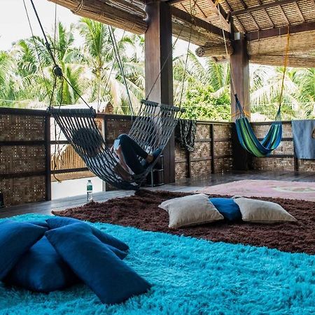 Footprints Homestay (Adults Only) جنرال لونا المظهر الخارجي الصورة