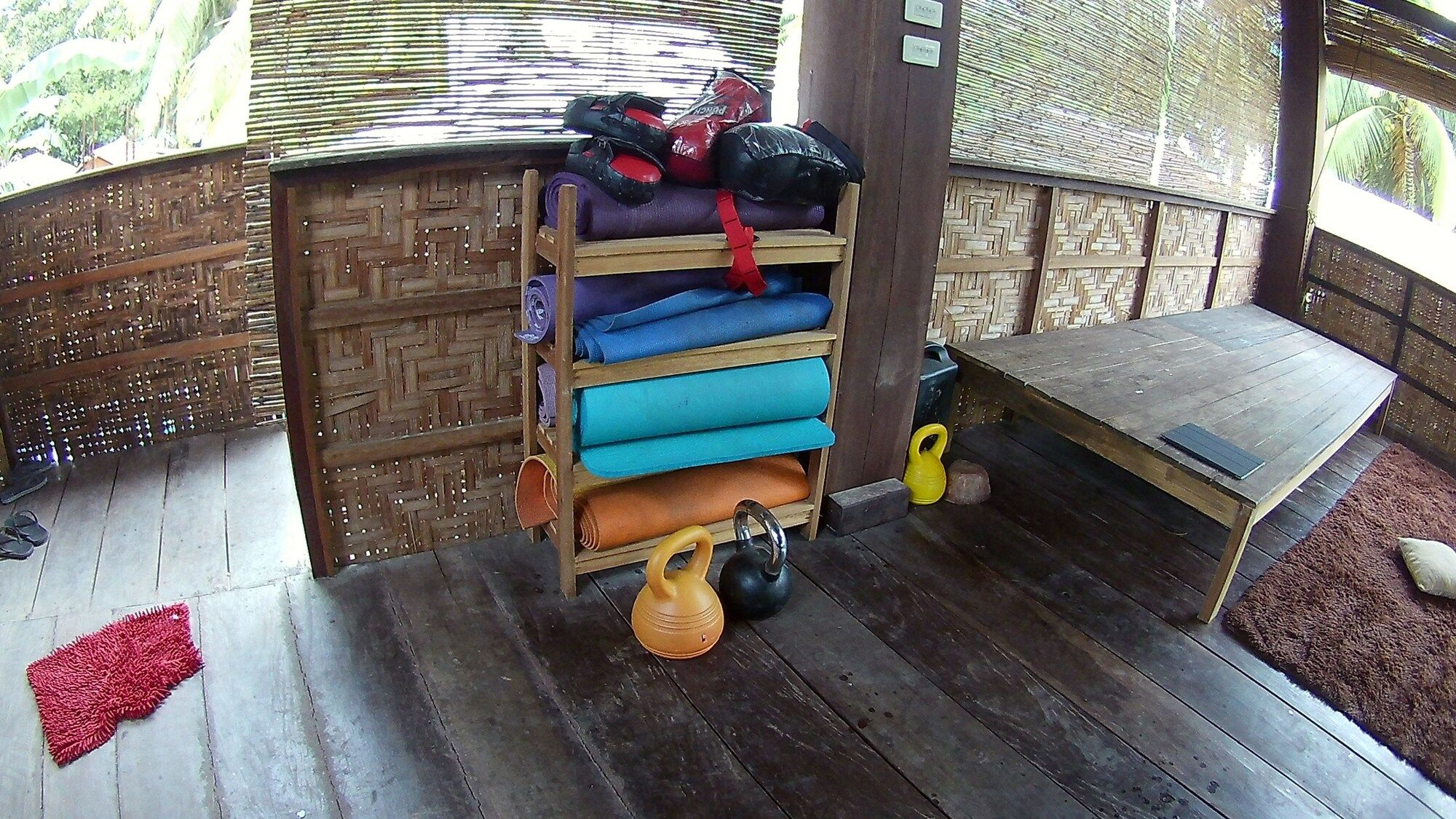 Footprints Homestay (Adults Only) جنرال لونا المظهر الخارجي الصورة
