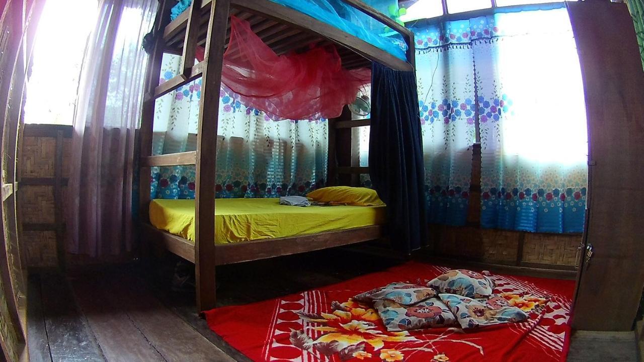 Footprints Homestay (Adults Only) جنرال لونا المظهر الخارجي الصورة