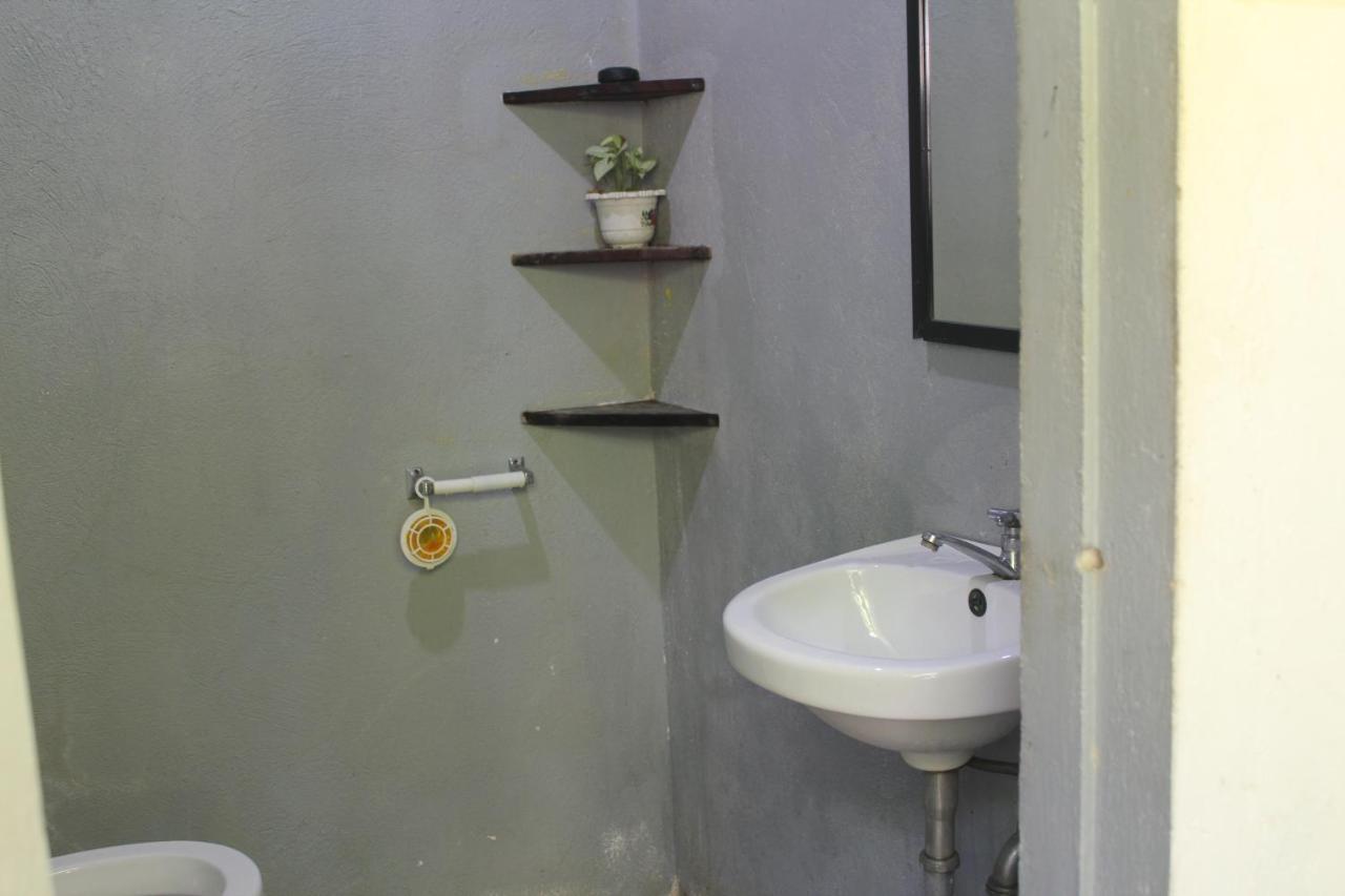 Footprints Homestay (Adults Only) جنرال لونا المظهر الخارجي الصورة