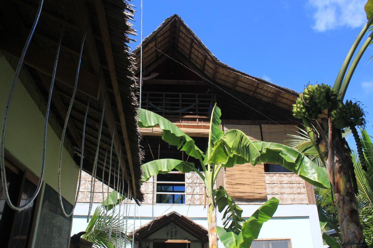Footprints Homestay (Adults Only) جنرال لونا المظهر الخارجي الصورة