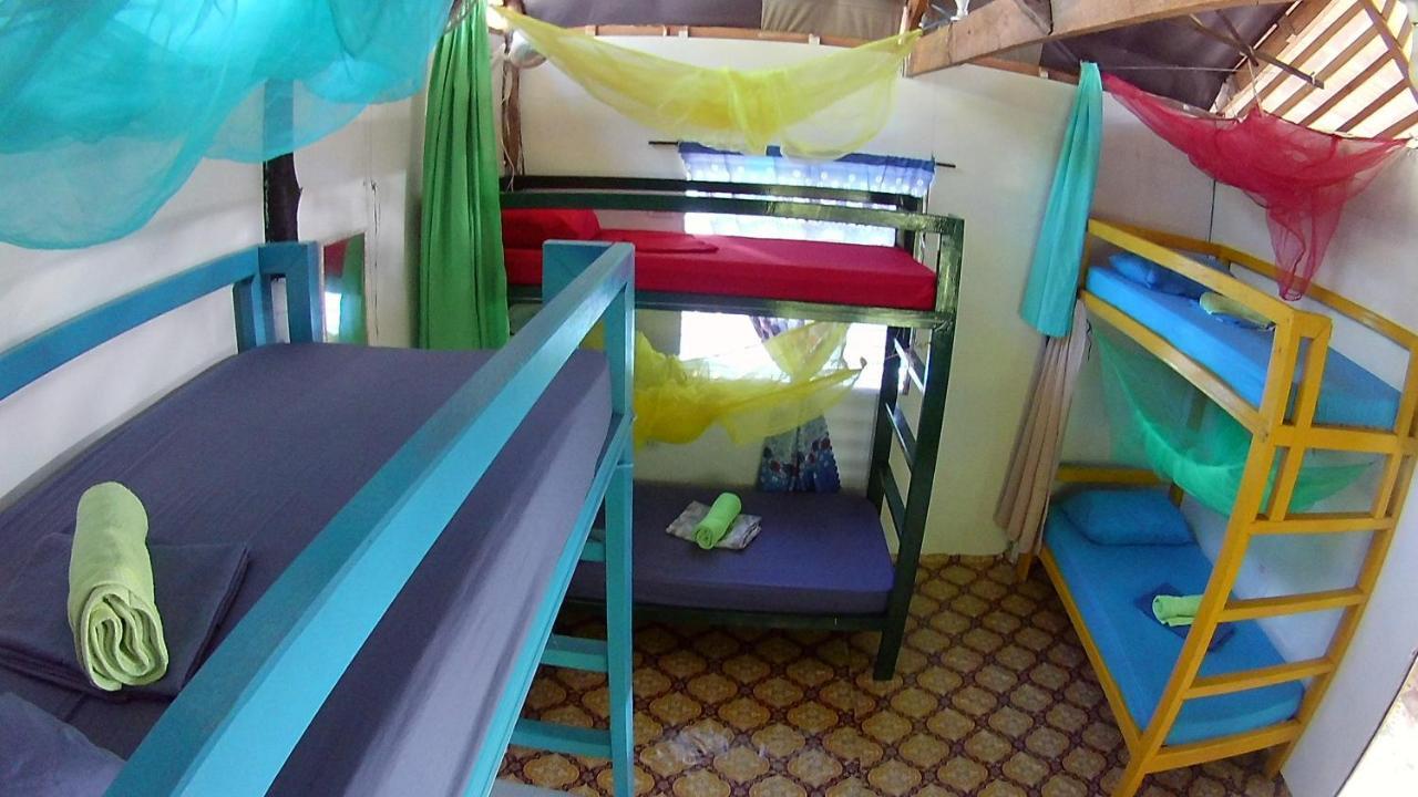 Footprints Homestay (Adults Only) جنرال لونا المظهر الخارجي الصورة