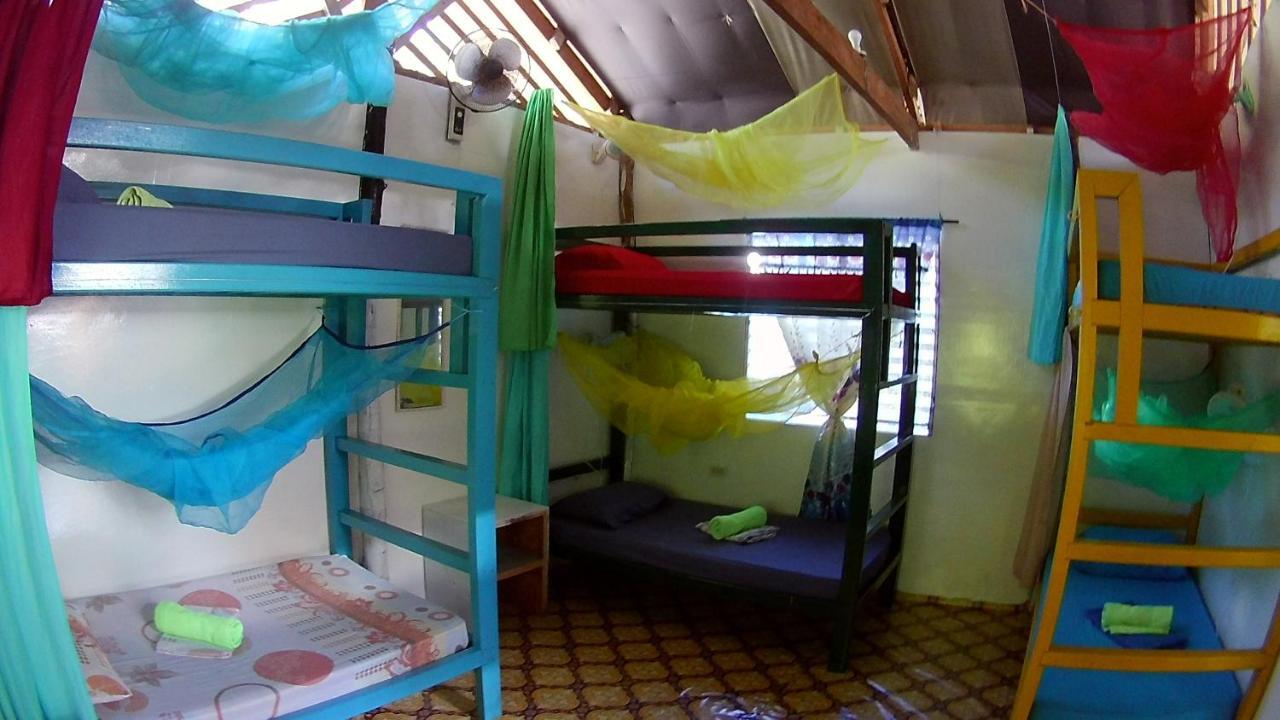Footprints Homestay (Adults Only) جنرال لونا المظهر الخارجي الصورة